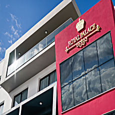 Royal Palace Hotel